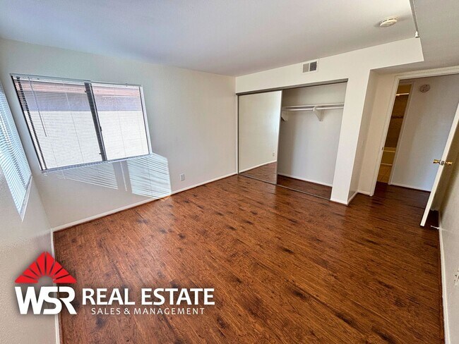 Building Photo - Upper-Level Condo In Gated Community!