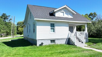 Building Photo - 2128 Fordney St