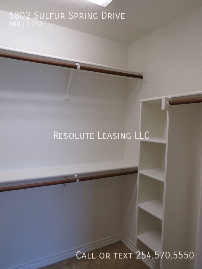 Building Photo - 5802 Sulfur Spring Dr