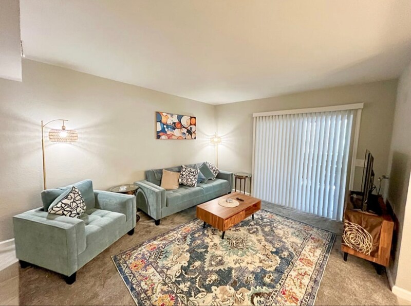 Building Photo - 5301 E Waverly Dr