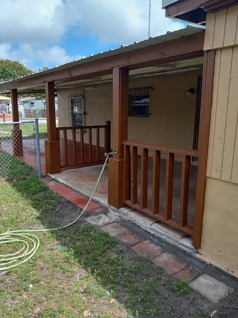 Building Photo - 5710 SW 38th St