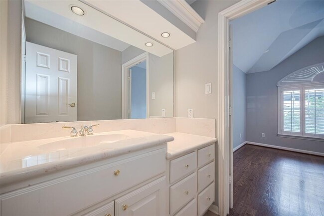 Building Photo - 5302 Fayette St