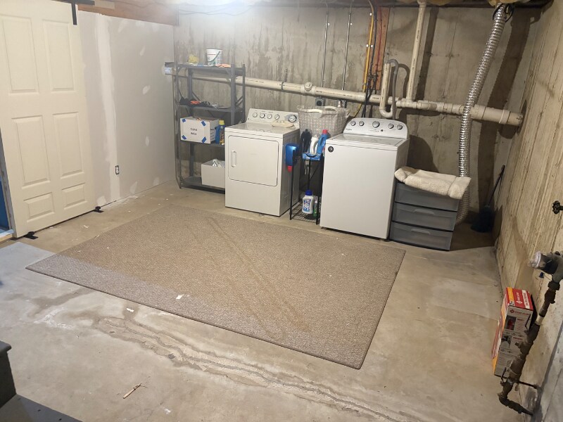 Building Photo - 34 Brooks Rd