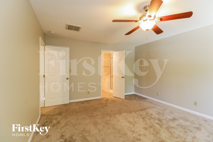 Building Photo - 3005 Pinnacle Ct