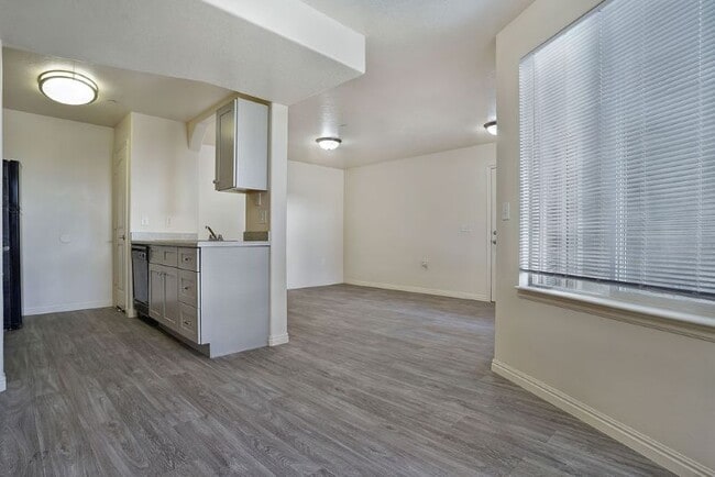 Building Photo - eGate Apartments