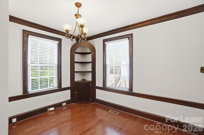 Building Photo - 2120 Kirkwood Ave