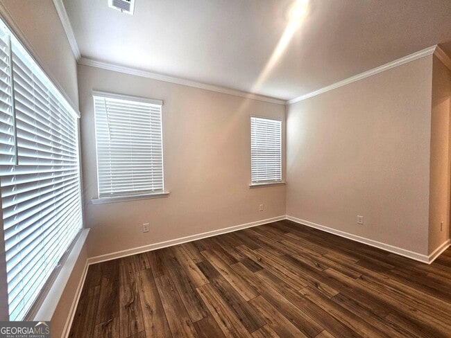 Building Photo - 16 Russet Wy