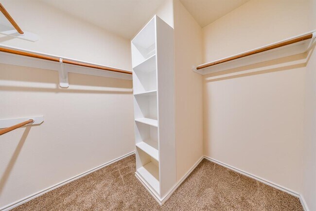 Building Photo - 3338 Atherton Canyon Ln