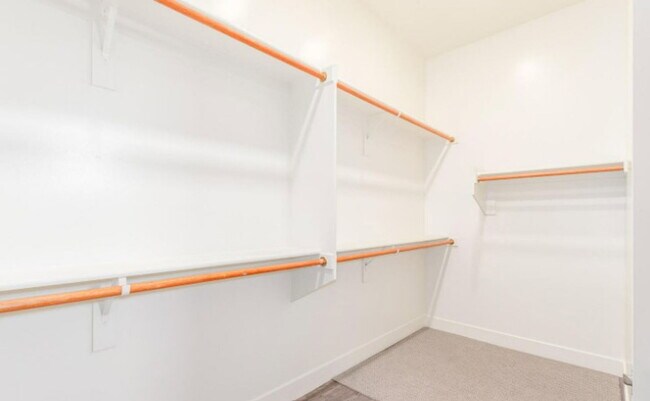 Building Photo - 6810 E Lyra Dr