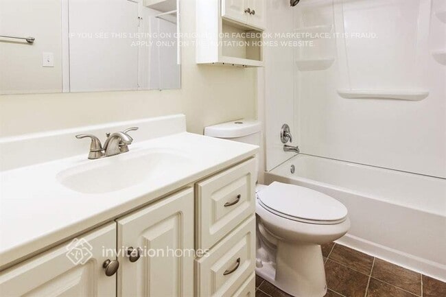 Building Photo - 902 Natoma Ct