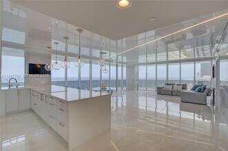 Building Photo - 1830 S Ocean Dr