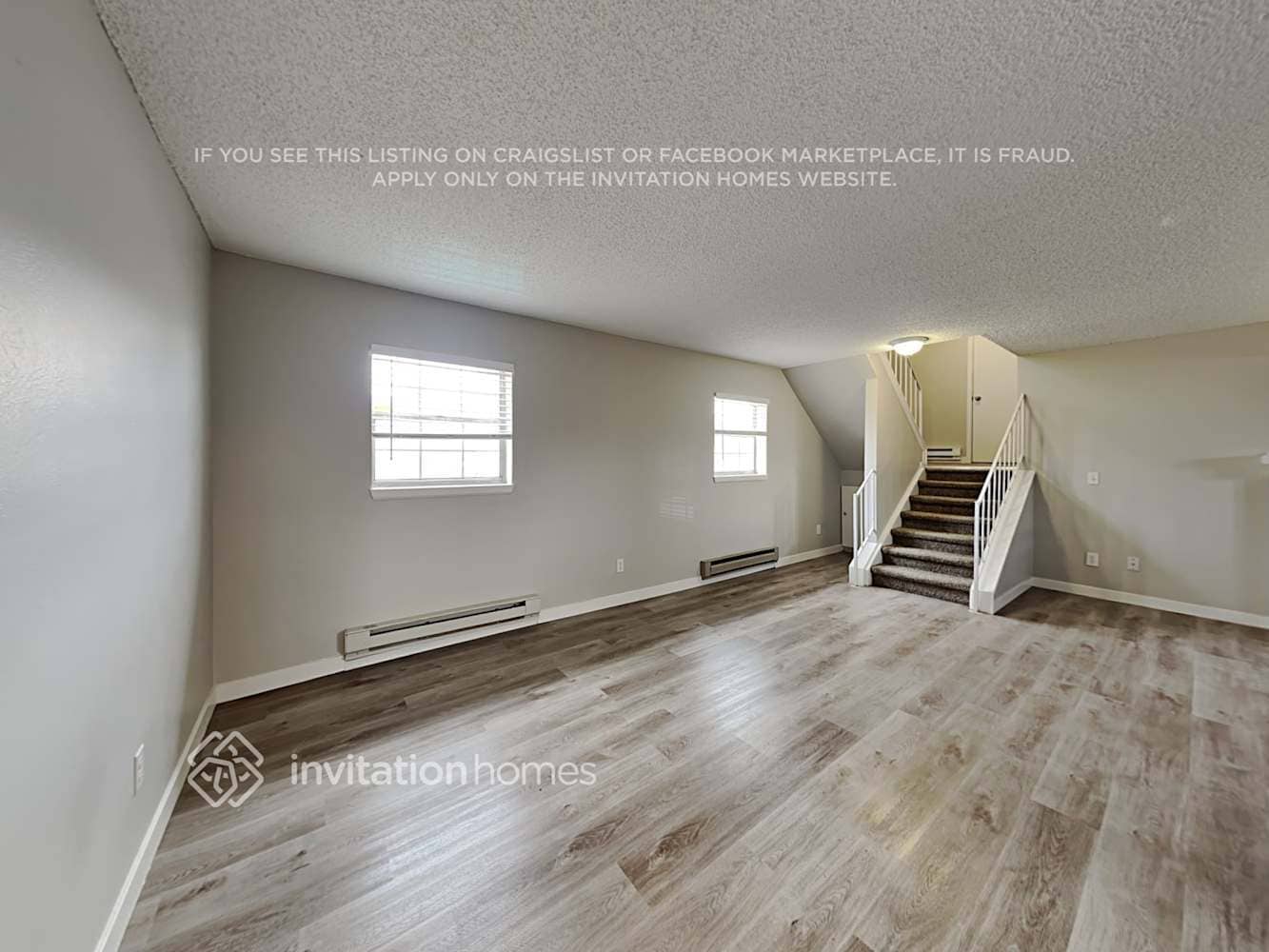 Building Photo - 18339 E Iowa Dr