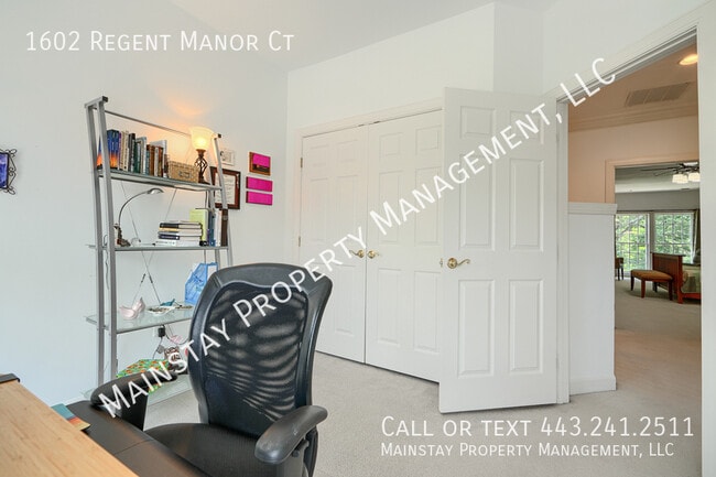 Building Photo - 1602 Regent Manor Ct