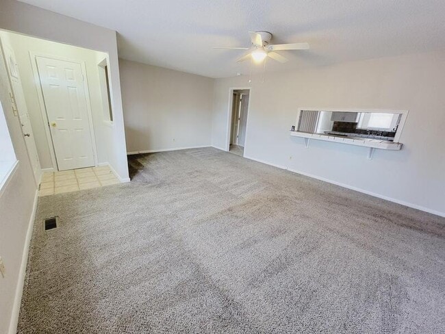 Building Photo - 1744 S Lark Ln