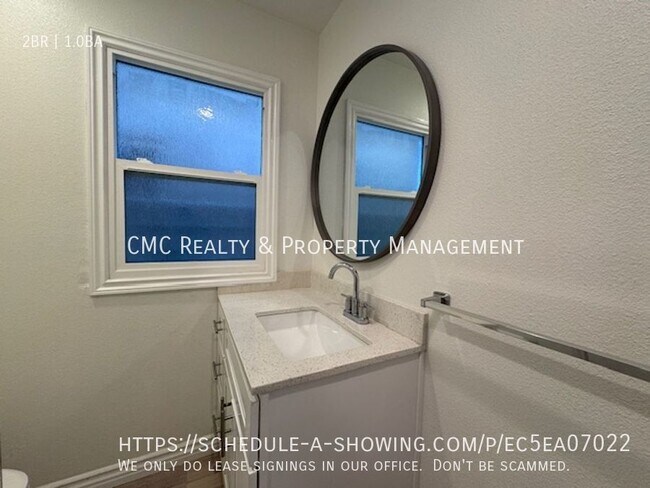 Building Photo - 5255 E Ocean Blvd