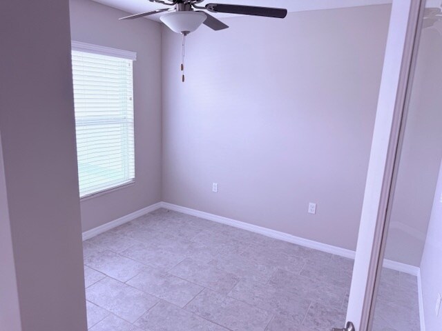 Building Photo - 2536 NW 19th Ave