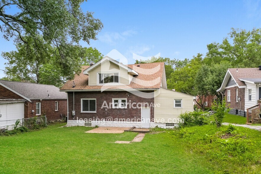 Building Photo - 8248 Monroe Ave