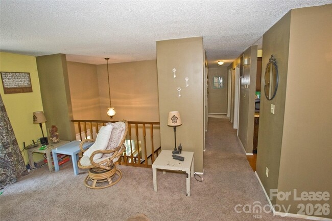 Building Photo - 1635 Van Dyke Dr