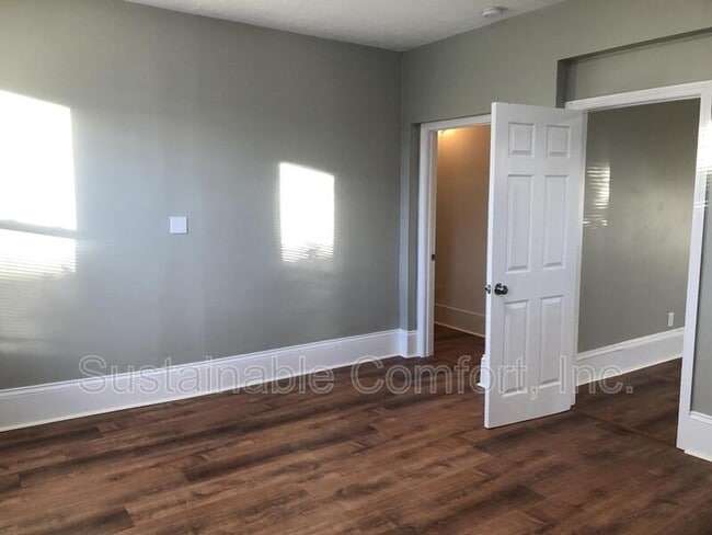 Building Photo - 185 Lincoln St