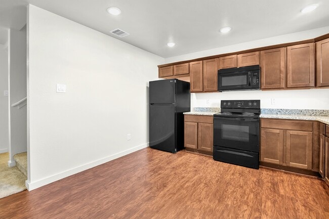 Building Photo - 21155 Gosling Rd
