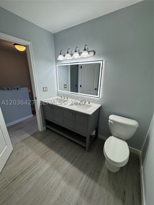 Building Photo - 77 Simonton Cir