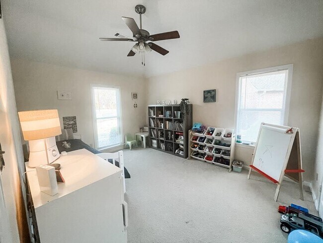 Building Photo - 610 Grand Steeple Cove