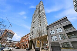 Building Photo - 510 W Erie St