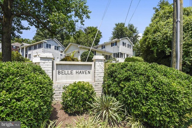 Building Photo - 1107 Belle View Blvd