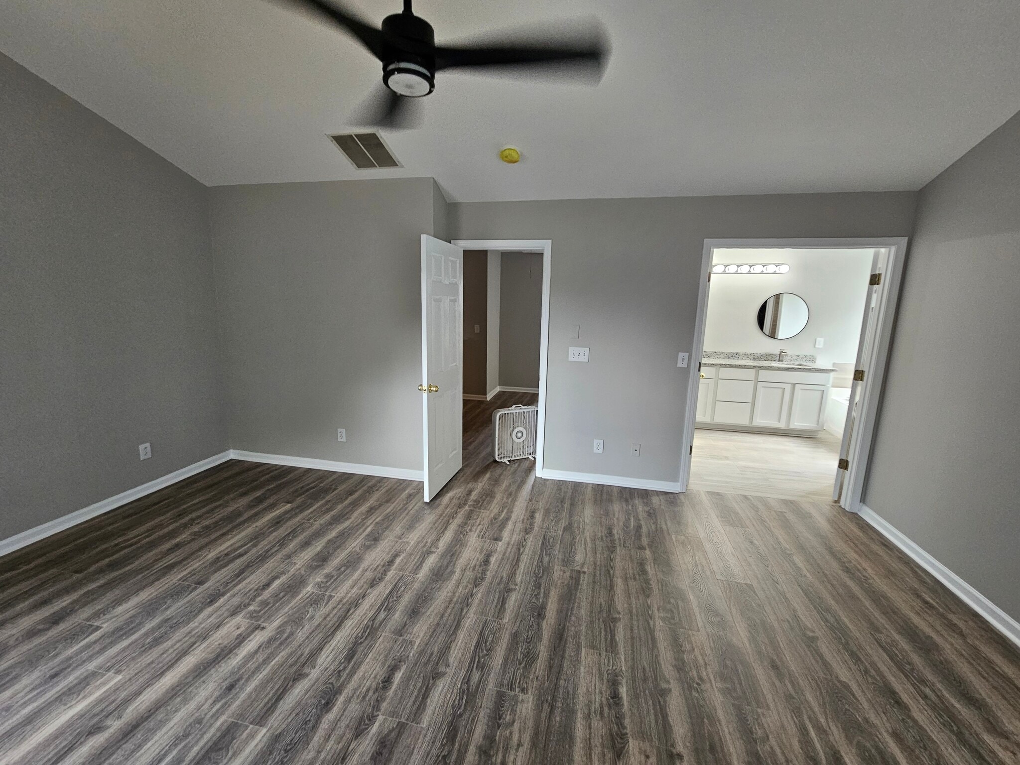 Building Photo - 714 Terrace Creek Dr