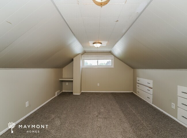 Building Photo - 37 Orrville Ave