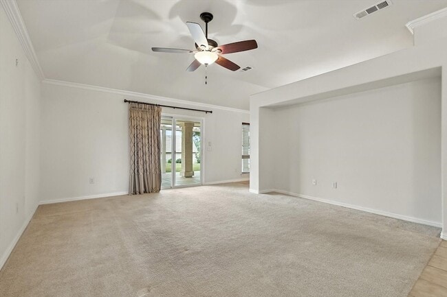 Building Photo - 10000 La Jolla Way
