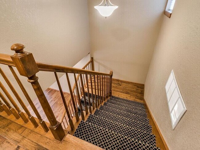 Building Photo - *Rare Find* Stunning Brookhaven 4 Bed 2.5 ...
