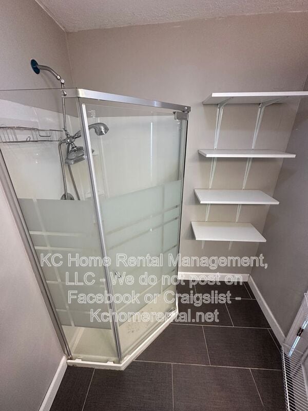 Building Photo - 316 W Elm St