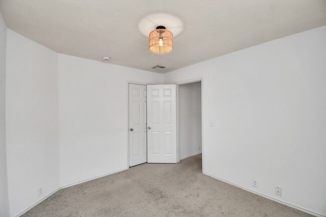 Building Photo - 10311 Caribou Cv