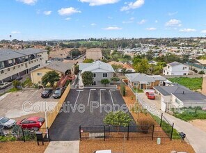 Building Photo - 320 Willie James Jones Ave