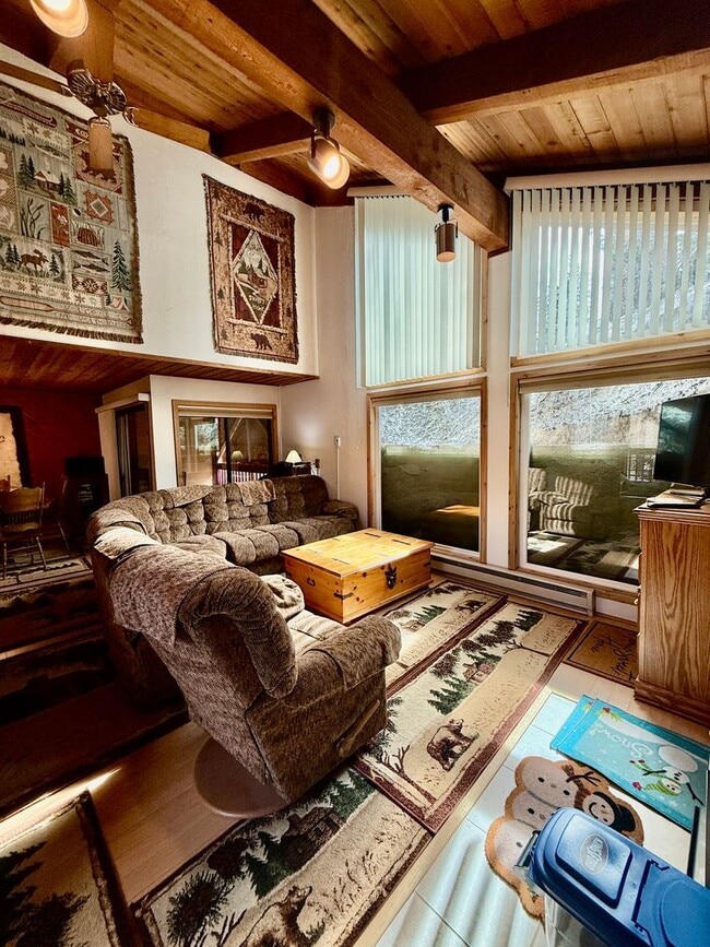 Building Photo - Fully Furnished 2BD/2BA Mountain Townhome | Cozy Pellet Stove | Parking Included