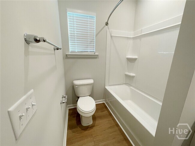 Building Photo - 750 Sessile Oak Dr