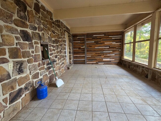 Building Photo - 109 Ohio Ct