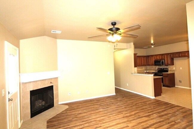 Building Photo - 4508 SE 77th St