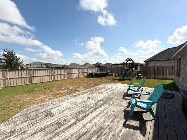 Building Photo - 142 Periwinkle Ln