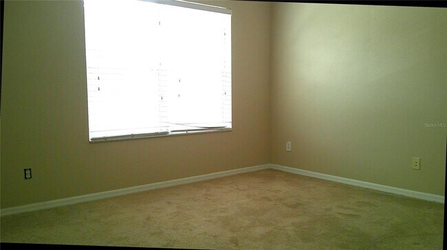 Building Photo - 5718 Fishhawk Ridge Dr