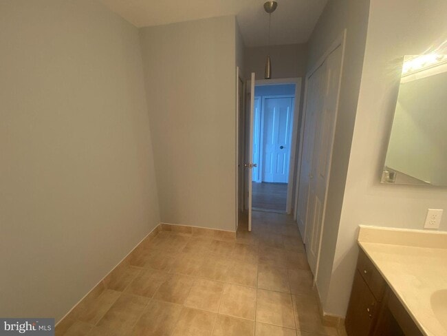 Building Photo - 3701 S George Mason Dr