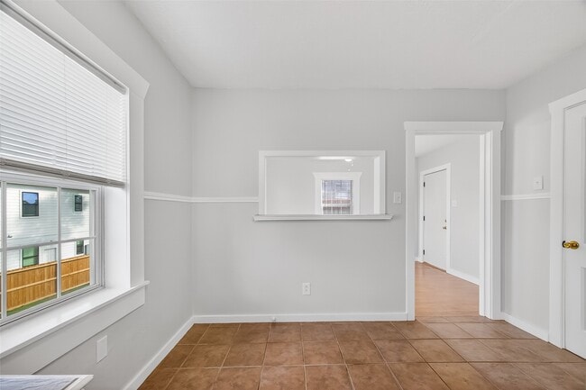 Building Photo - 2316 Freeman St