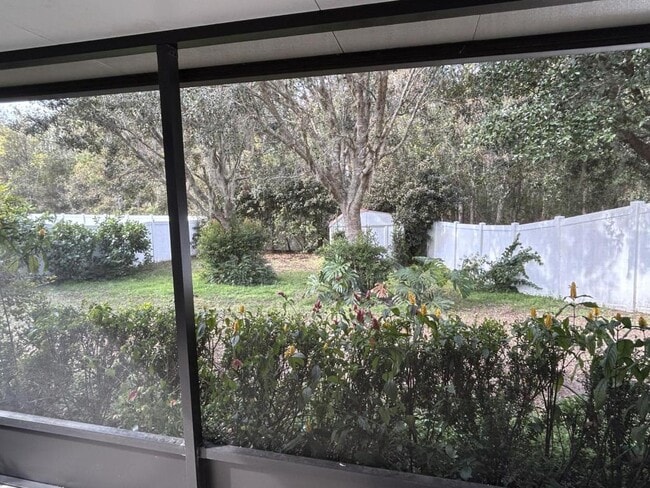 Building Photo - 3257 Helmel Ct