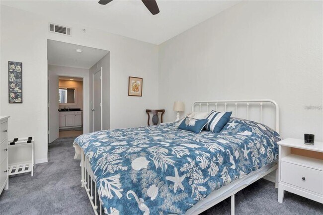 Building Photo - 504 S Armenia Ave