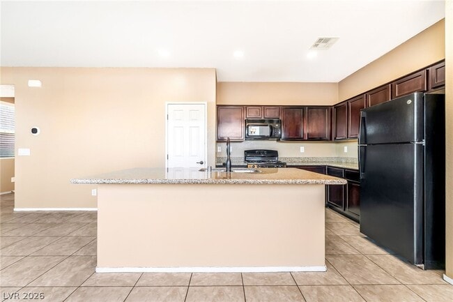 Building Photo - 6183 Yankee Spring St