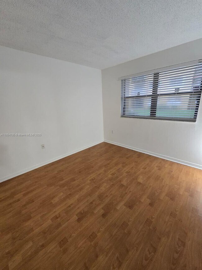 Building Photo - 15620 SW 80th St