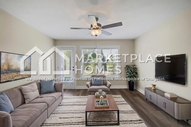 Building Photo - 2219 Perrins Ln