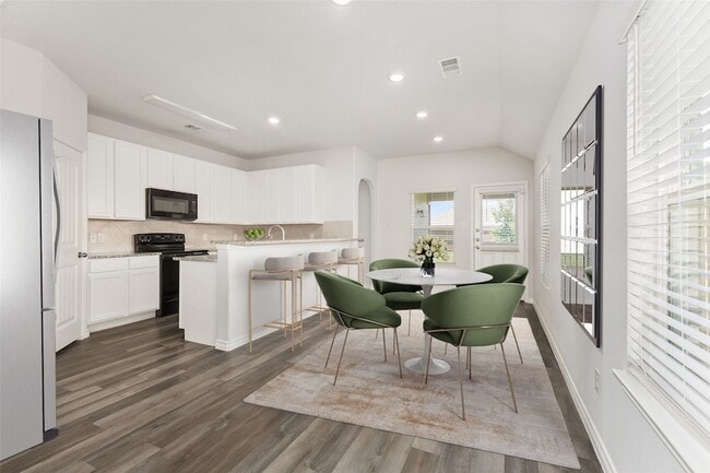 Building Photo - 3614 Judges Dr