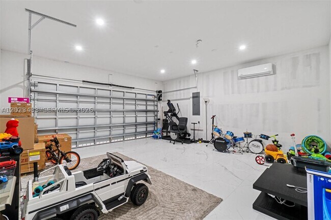 Building Photo - 13305 SW 190th Terrace